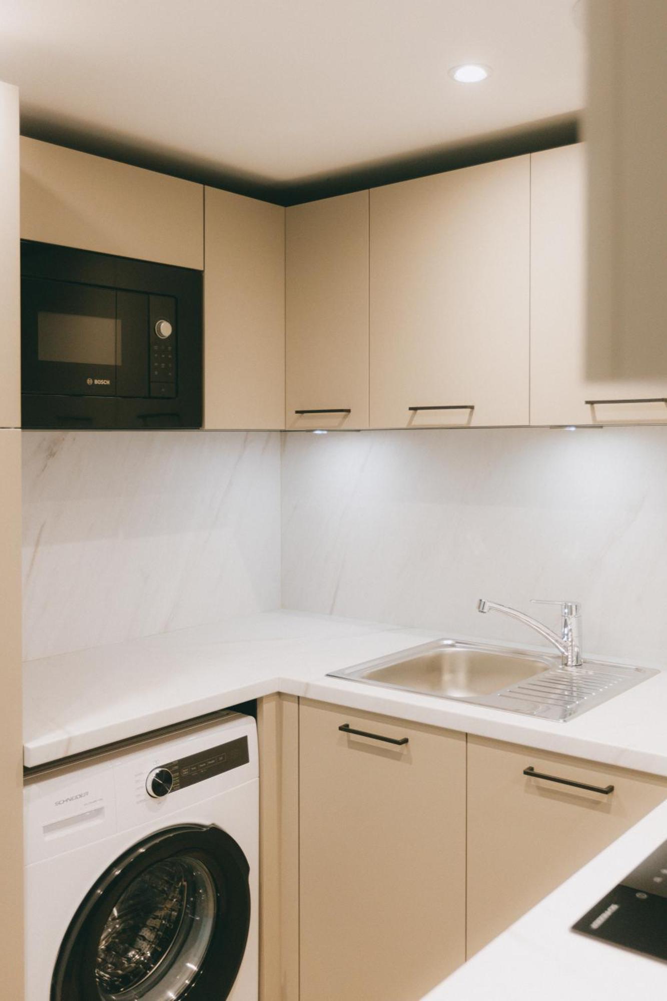 Miranove Aparthotel Монпелие Екстериор снимка